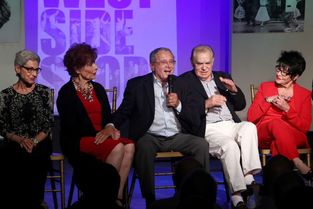 Liane Plane, Carol Lawrence, Ronnie Lee, Jaime Sanchez, Chita Rivera